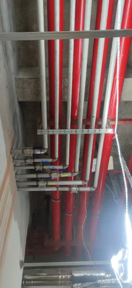 中心供氧设备：医用气体管道系统吹扫冲洗